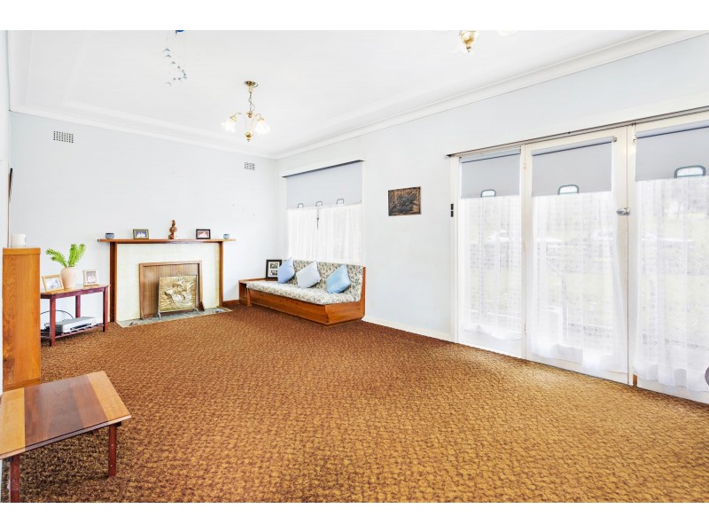 139-141 Fisher Street, Oak Flats NSW 2529