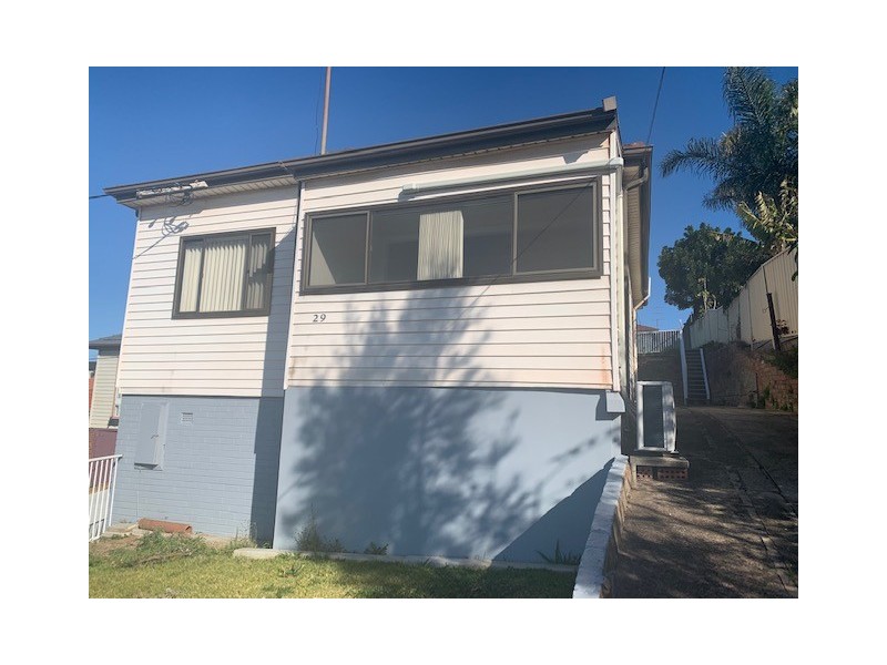 29 Jarvie Road, Cringila NSW 2502