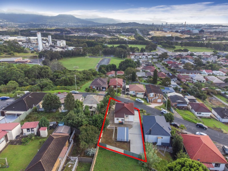 29 Jarvie Road, Cringila NSW 2502