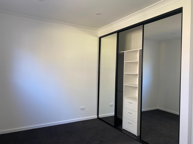 48 Upland Chase, Albion Park NSW 2527