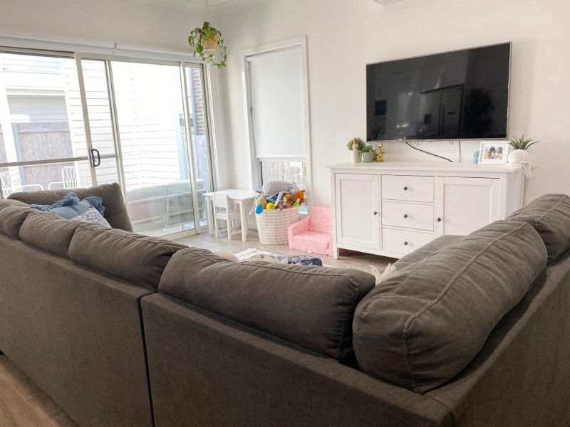 2a Balmoral Pde, Tullimbar NSW 2527