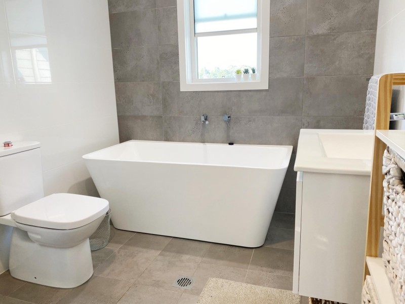 2a Balmoral Pde, Tullimbar NSW 2527