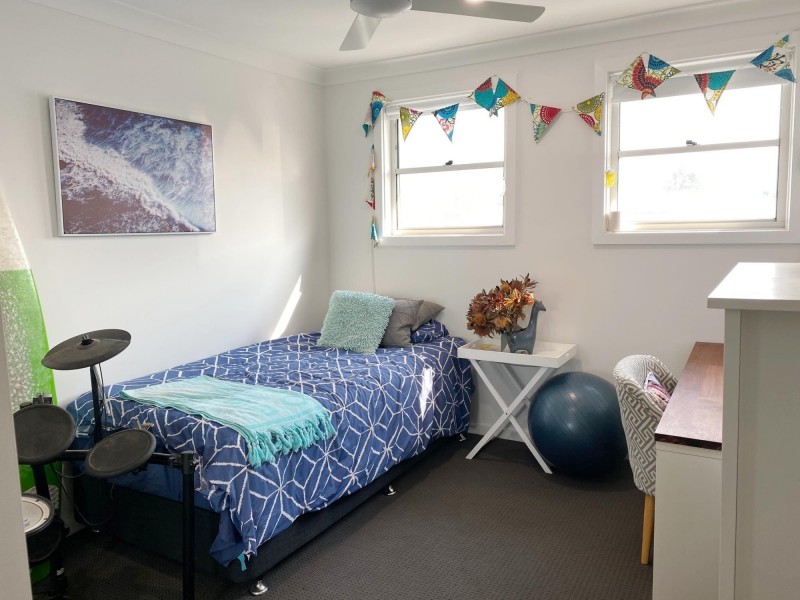 2a Balmoral Pde, Tullimbar NSW 2527