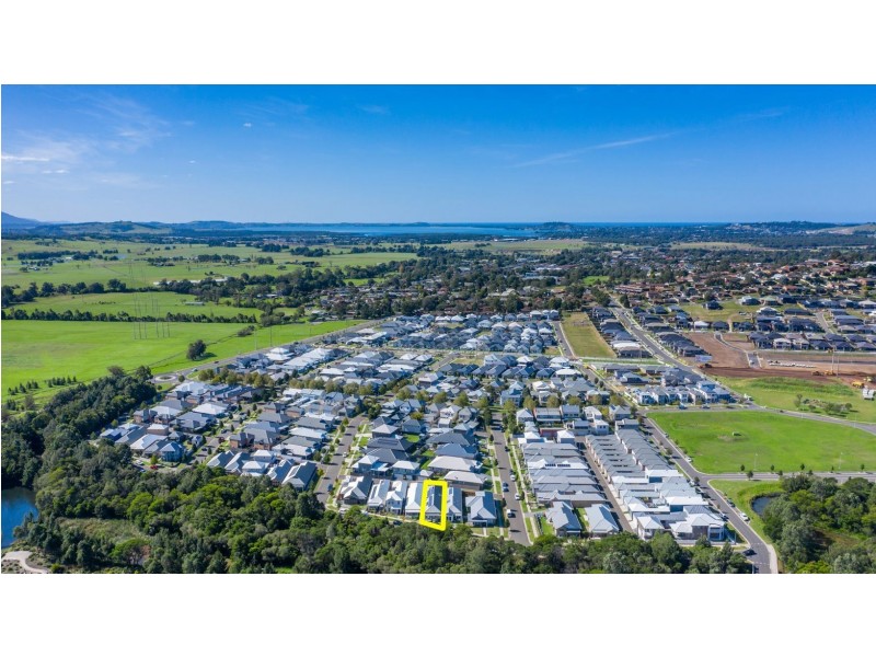 37 Curramore Terrace, Tullimbar NSW 2527