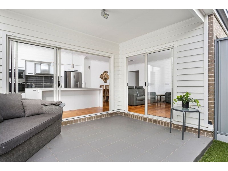 37 Curramore Terrace, Tullimbar NSW 2527