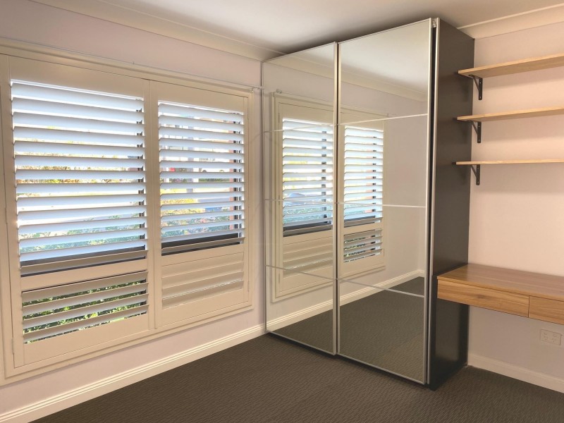 1/2 Barton Street, Oak Flats NSW 2529