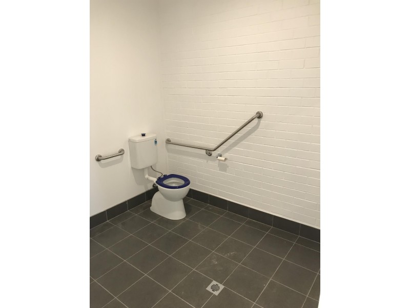 Shop 2/195a Princes Hwy, Albion Park Rail NSW 2527