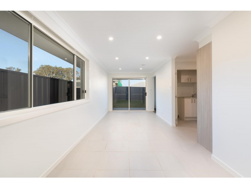 26a Neeson Rd, Kembla Grange NSW 2526