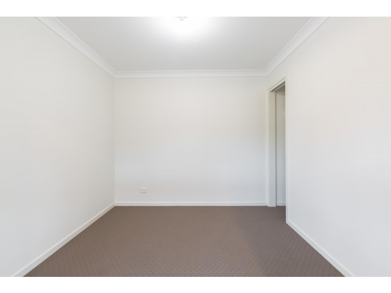 26a Neeson Rd, Kembla Grange NSW 2526