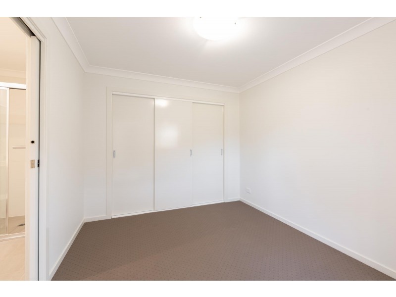 26a Neeson Rd, Kembla Grange NSW 2526