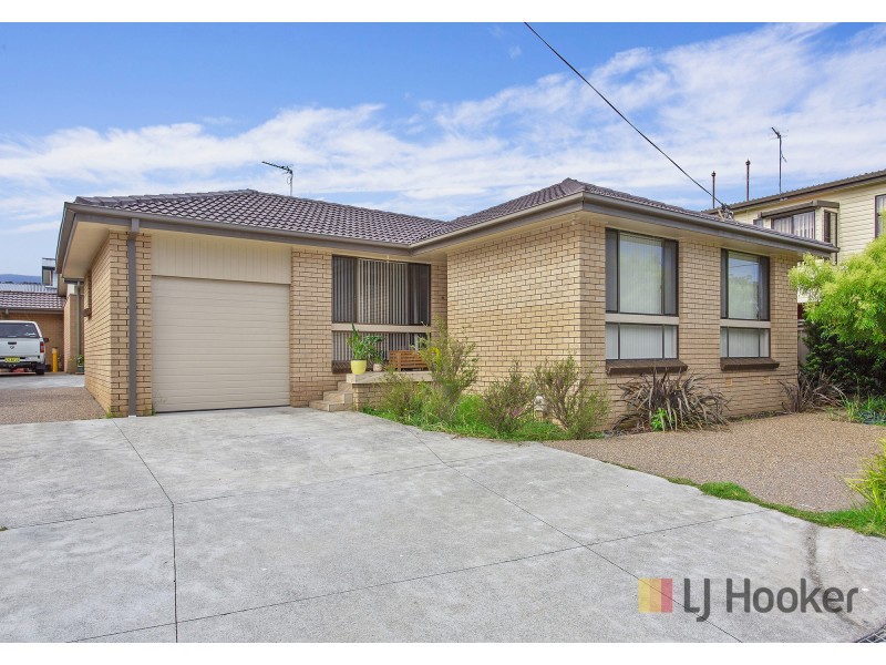 1/4 Cassia Street, Barrack Heights NSW 2528