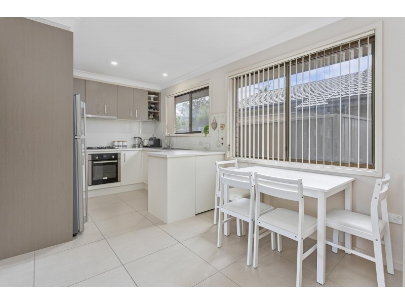1/4 Cassia Street, Barrack Heights NSW 2528