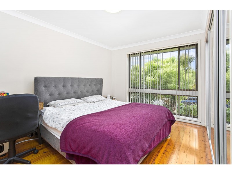 1/4 Cassia Street, Barrack Heights NSW 2528