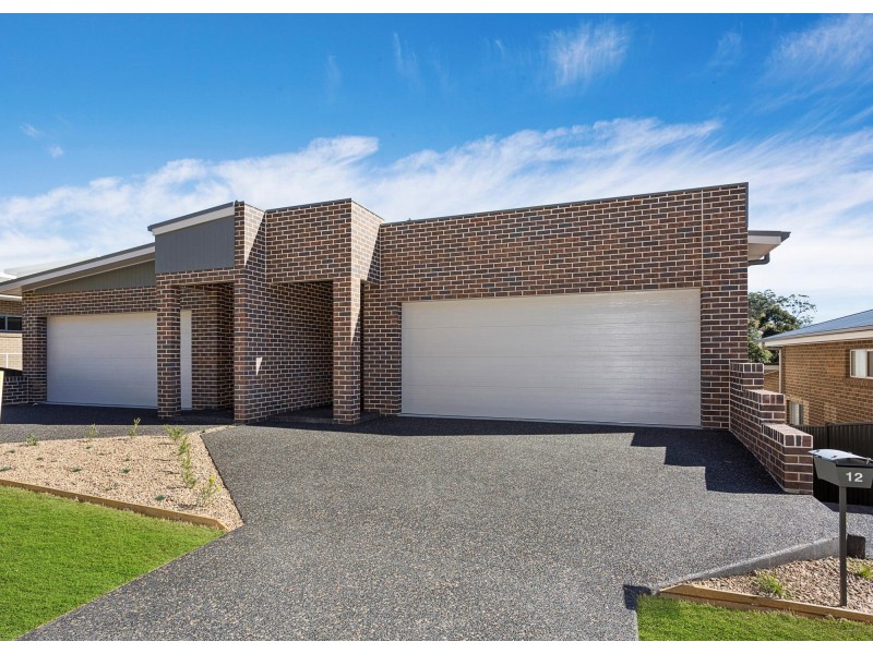 12 Whistlers Run, Albion Park NSW 2527