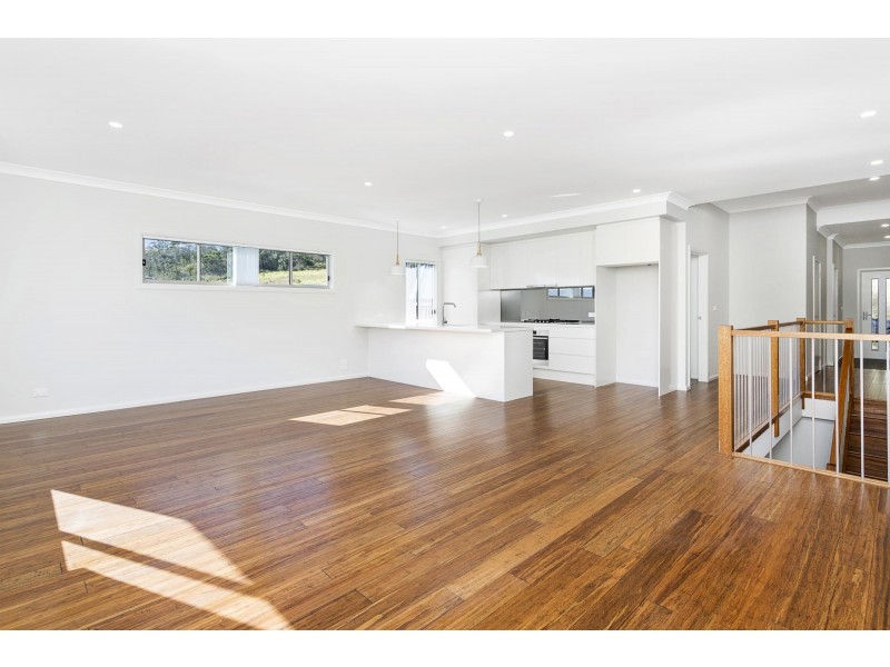 12 Whistlers Run, Albion Park NSW 2527