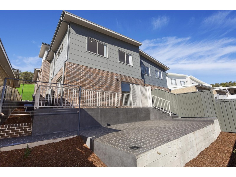 12 Whistlers Run, Albion Park NSW 2527