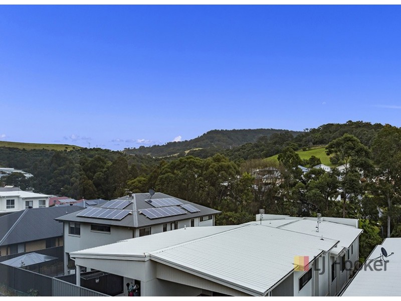 12 Valley View Crescent, Albion Park NSW 2527