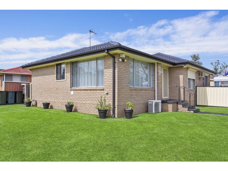 2 Iron Bark Avenue, Albion Park Rail NSW 2527