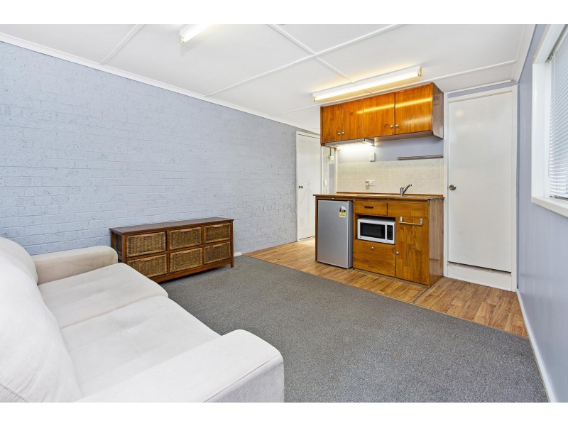 2 Iron Bark Avenue, Albion Park Rail NSW 2527