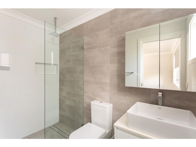 6 Headwater Place, Albion Park NSW 2527