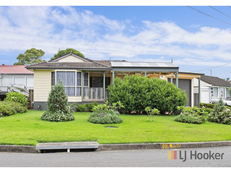 33 Bass Street, Barrack Heights NSW 2528
