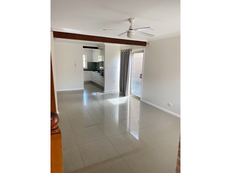 6/3 Commerce Drive, Lake Illawarra NSW 2528