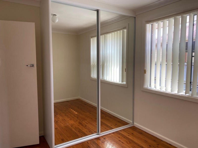 1/22 Brian Ave, Warilla NSW 2528