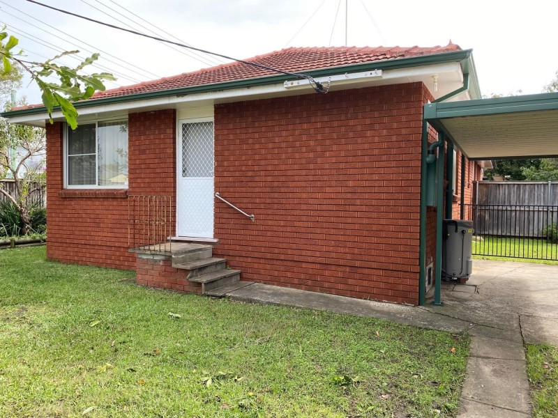 1/22 Brian Ave, Warilla NSW 2528