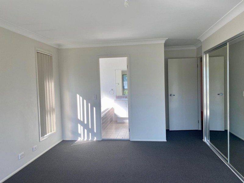 35 Munmorah Circuit, Flinders NSW 2529