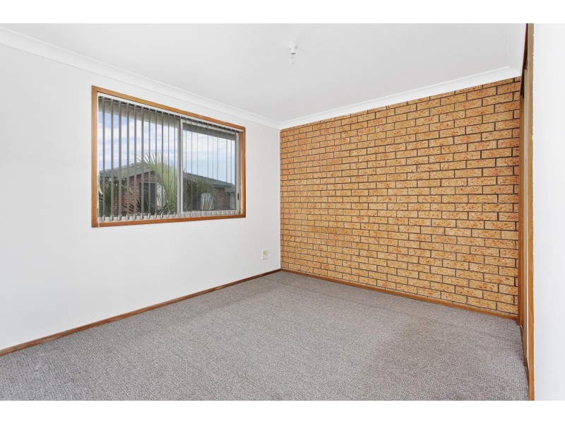 1/62-64 Peterborough Avenue, Lake Illawarra NSW 2528