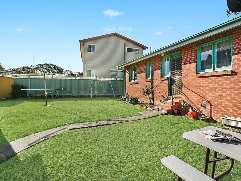 13 Sophia Street, Shellharbour NSW 2529