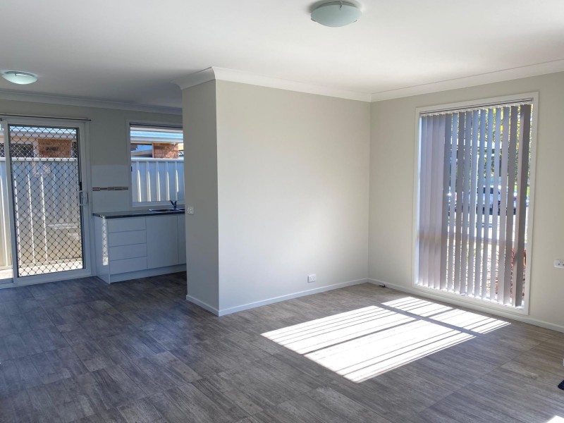 2/68 Jarrah Way, Albion Park Rail NSW 2527