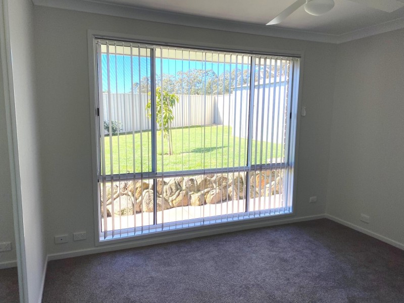 2/68 Jarrah Way, Albion Park Rail NSW 2527