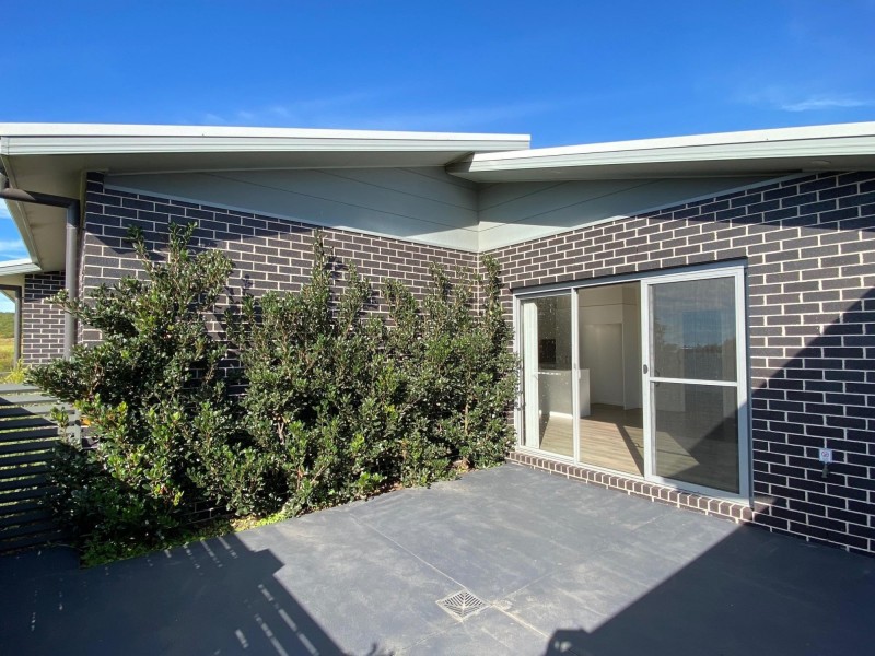 15 Rangoon Ave, Shell Cove NSW 2529