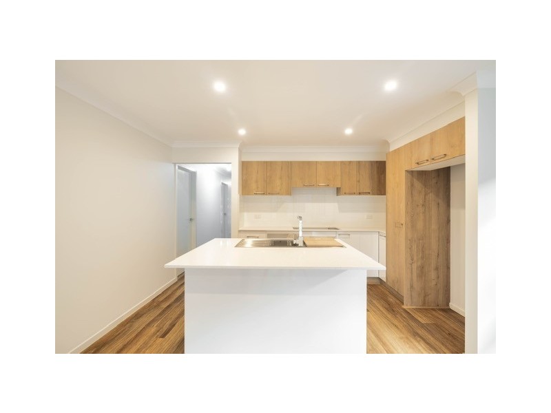 41 Farmgate Cres, Calderwood NSW 2527