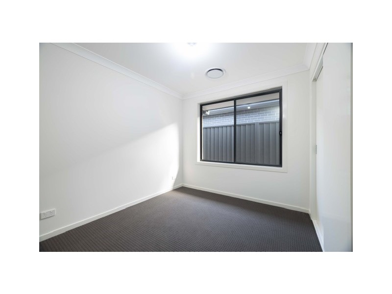 41 Farmgate Cres, Calderwood NSW 2527