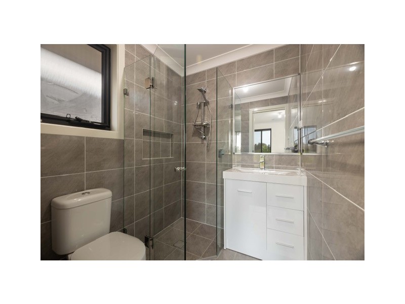 41 Farmgate Cres, Calderwood NSW 2527