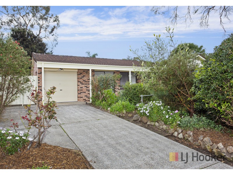 5 Lydon Crescent, West Nowra NSW 2541