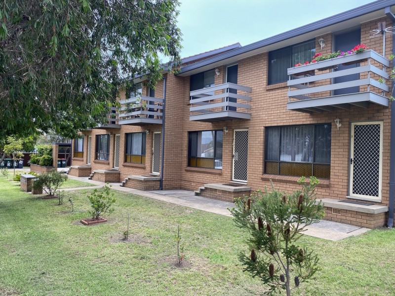 1/16 Storey St, Oak Flats NSW 2529