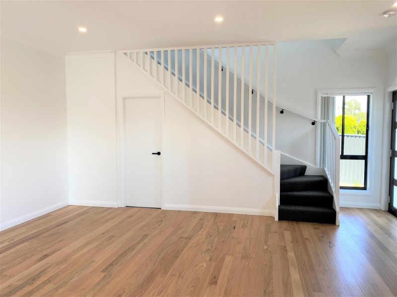 1/126 Lake Entrance Rd, Oak Flats NSW 2529