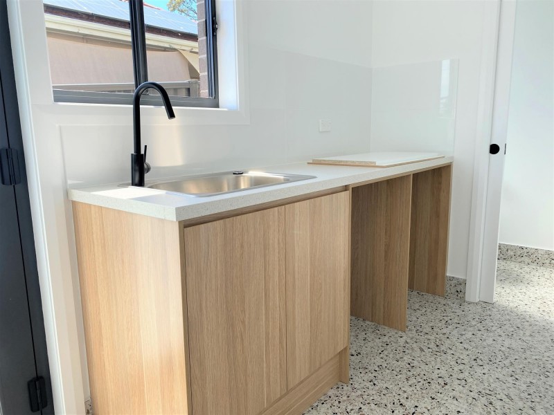 1/126 Lake Entrance Rd, Oak Flats NSW 2529