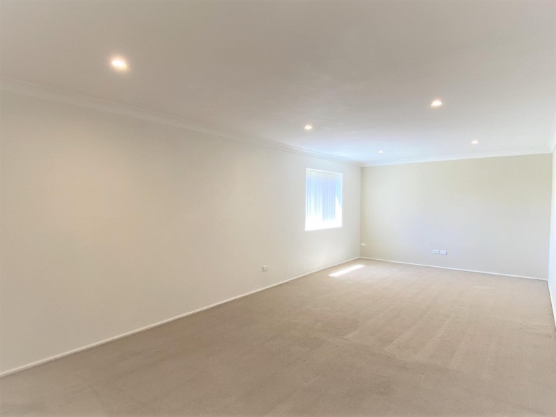 41 North Kiama Dr, Kiama Downs NSW 2533