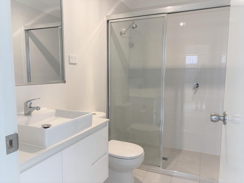 5a Pastureland St, Kembla Grange NSW 2526