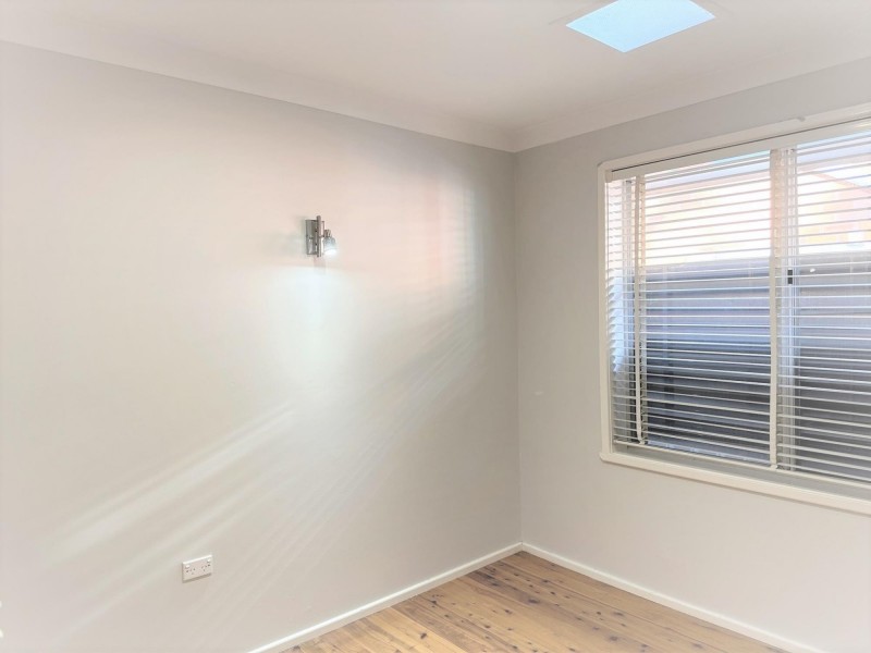 12 Lobelia St, Albion Park Rail NSW 2527