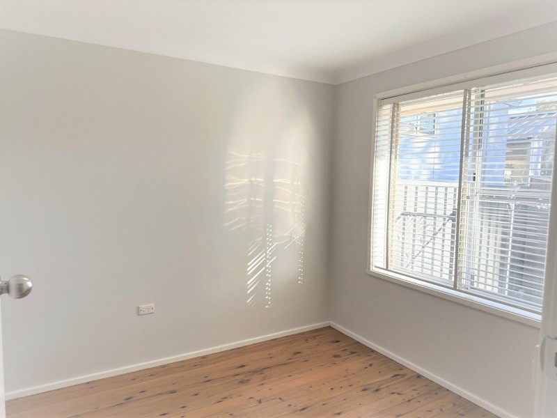12 Lobelia St, Albion Park Rail NSW 2527