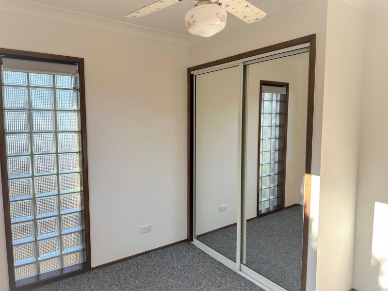 4/21 Grove, Lake Illawarra NSW 2528