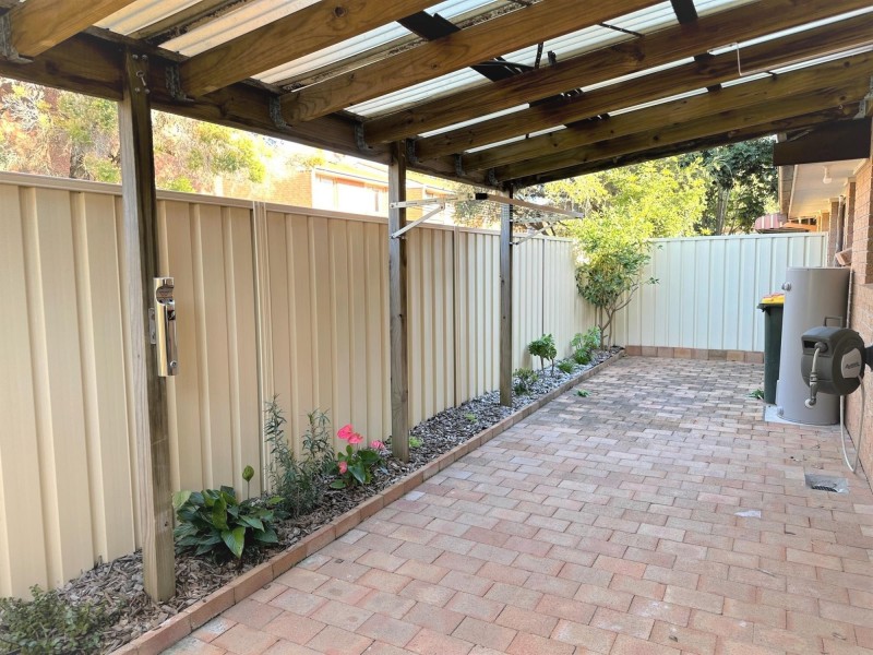 4/21 Grove, Lake Illawarra NSW 2528