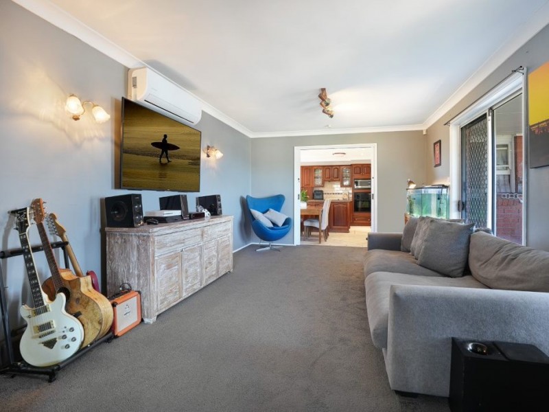55 Cassia St, Barrack Heights NSW 2528