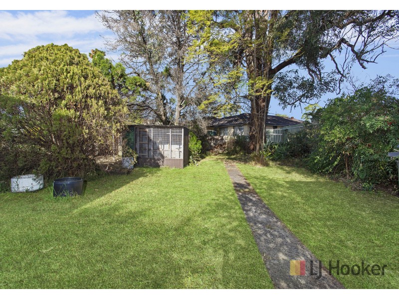 64 The Boulevarde, Oak Flats NSW 2529