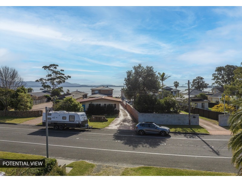 64 The Boulevarde, Oak Flats NSW 2529